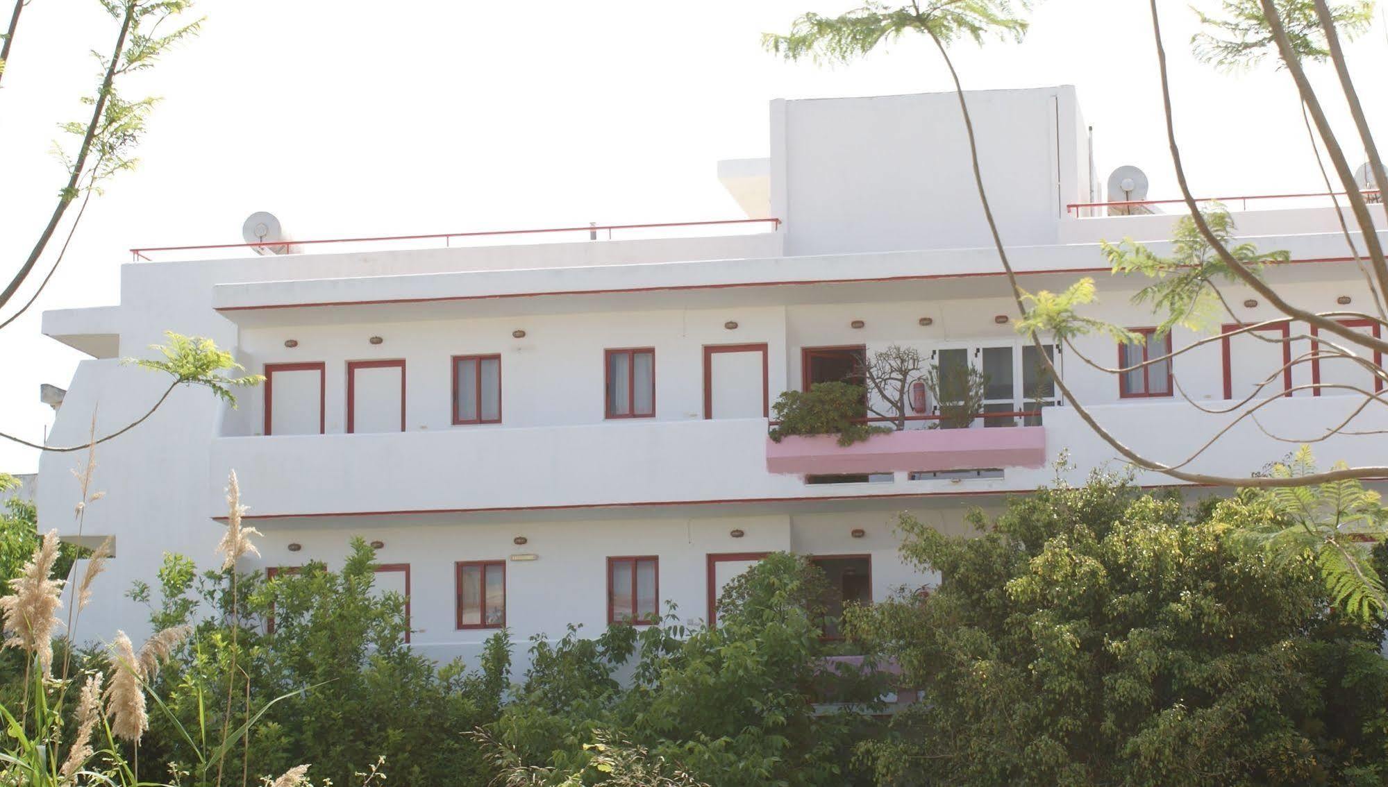 Stam & John Apartments Cos Exterior foto